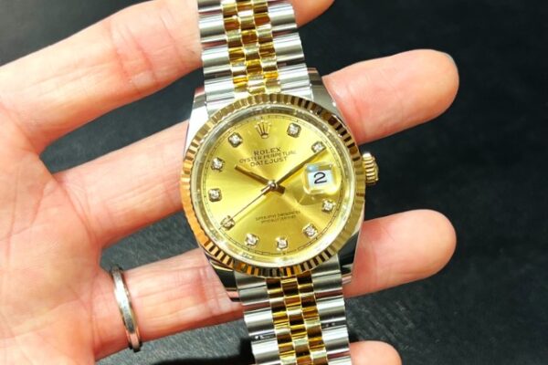 再注目！？華やかなデイトジャスト　Ref.126233G