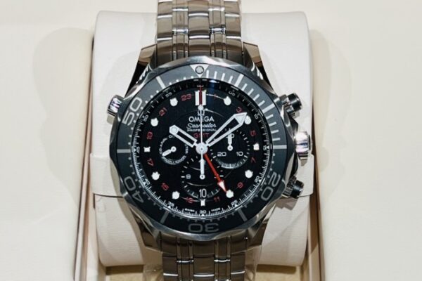 心斎橋店にオメガもあります！