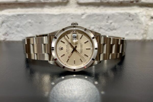 34ミリでも迫力のある顔つき！