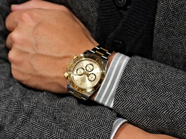 現行ゴールデンダイヤルが入荷！Ref.126503