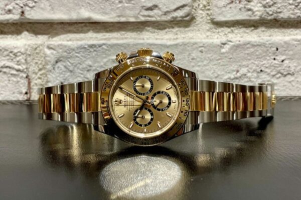 高年式の人気モデルが入荷しました！