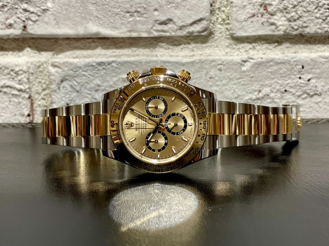 高年式の人気モデルが入荷しました！