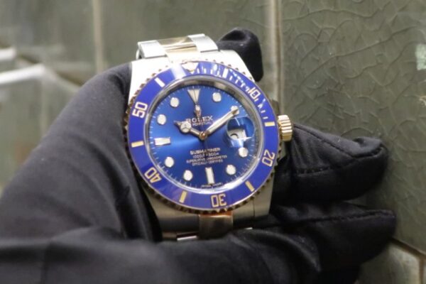 ゴールドレターの青サブが入荷しました！！ Ref.116613LB