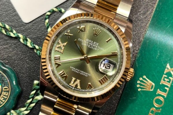 上品な高級感　DATEJUST　Ref.126233G