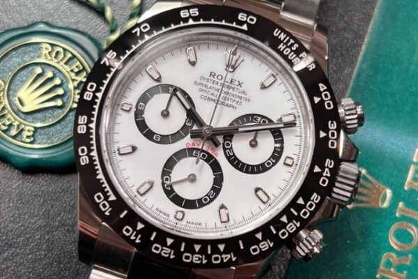 惚れ惚れする顔立ち　デイトナ　Ref.116500LN